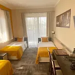 מלון Vitalia 3*
