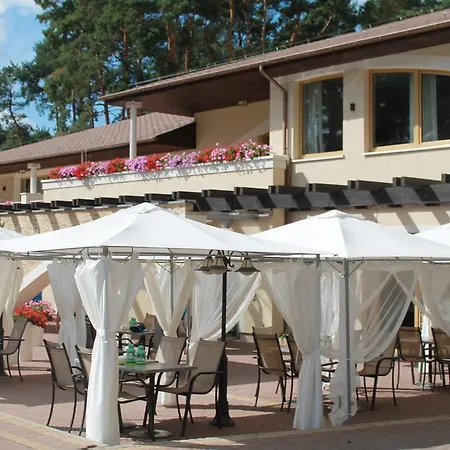 Готель Vitalia 3*